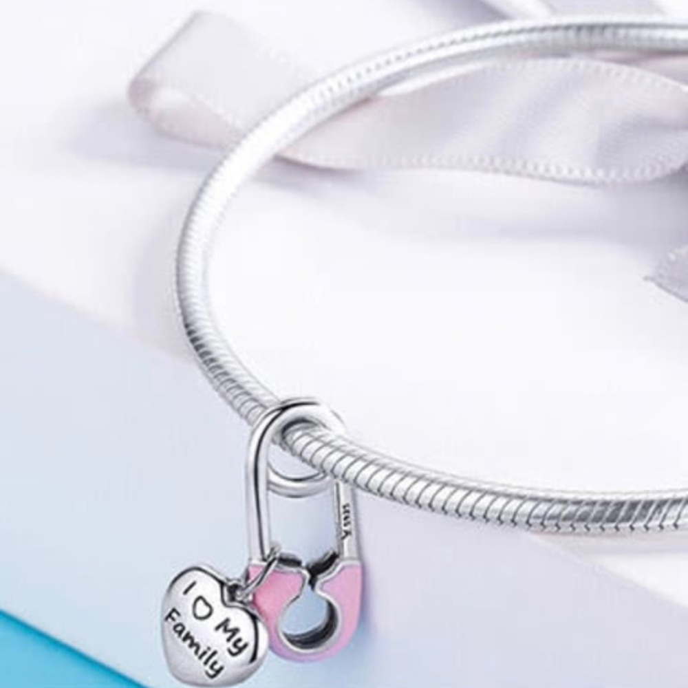 Solid Sterling Silver I Love My Family Heart Charm/Pendant